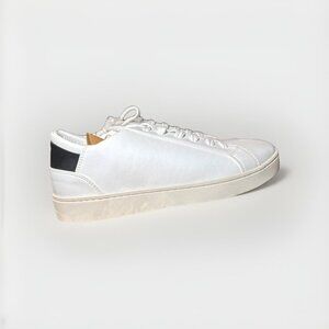 Thousand Fell Shoes Womens 6.5 Lace Up Sneakers White Low Top Casual Round Toe